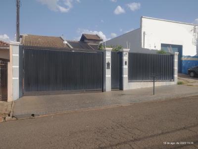 Casa para Venda, em Ourinhos, bairro Jardim Amrica, 4 dormitrios, 4 banheiros, 1 sute, 4 vagas