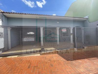 Casa para Venda, em Ourinhos, bairro Vila Perino, 4 dormitrios, 3 banheiros, 1 sute, 7 vagas